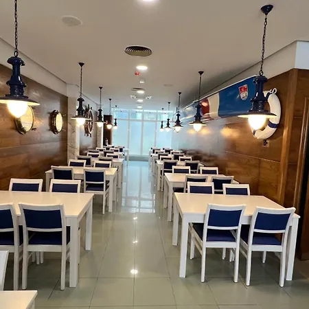 Hotel Arha Santona By Maile Santona